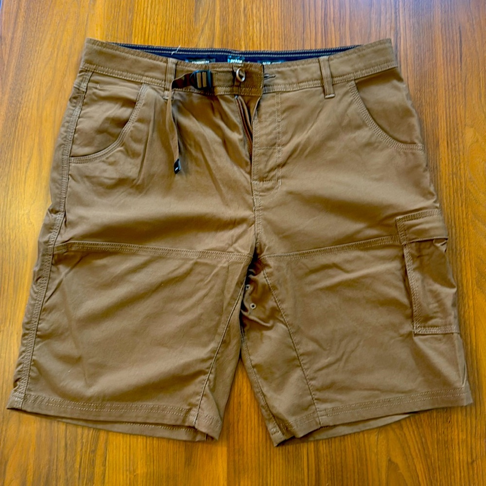 Prana Stretch Zion™ Short II Size 34 10”
Gently used.